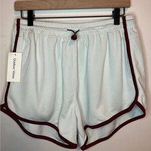 NWT Outdoor Voices RecMesh 2.5" Athletic Shorts - Size L